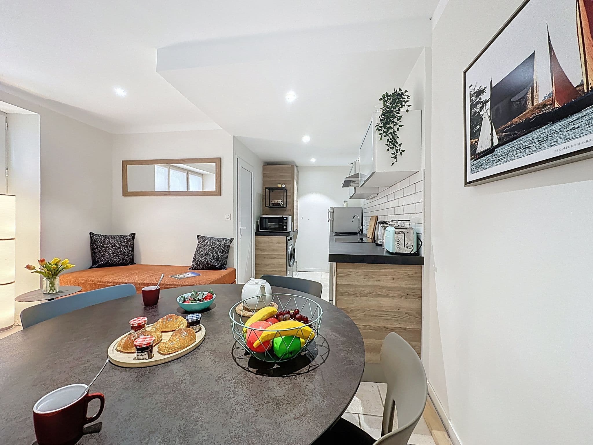 Kitchen / Dining Room