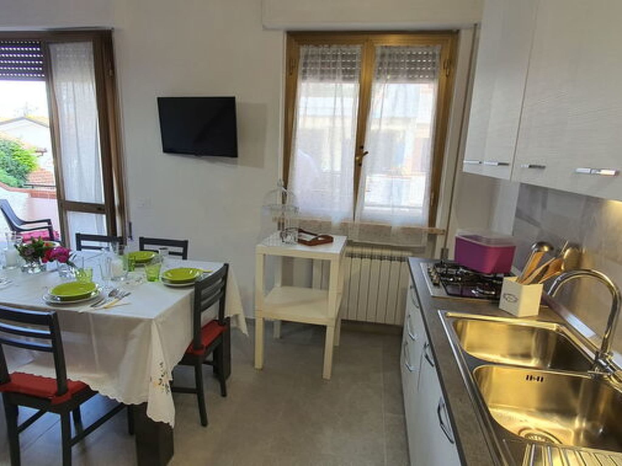 Gallery Image 43