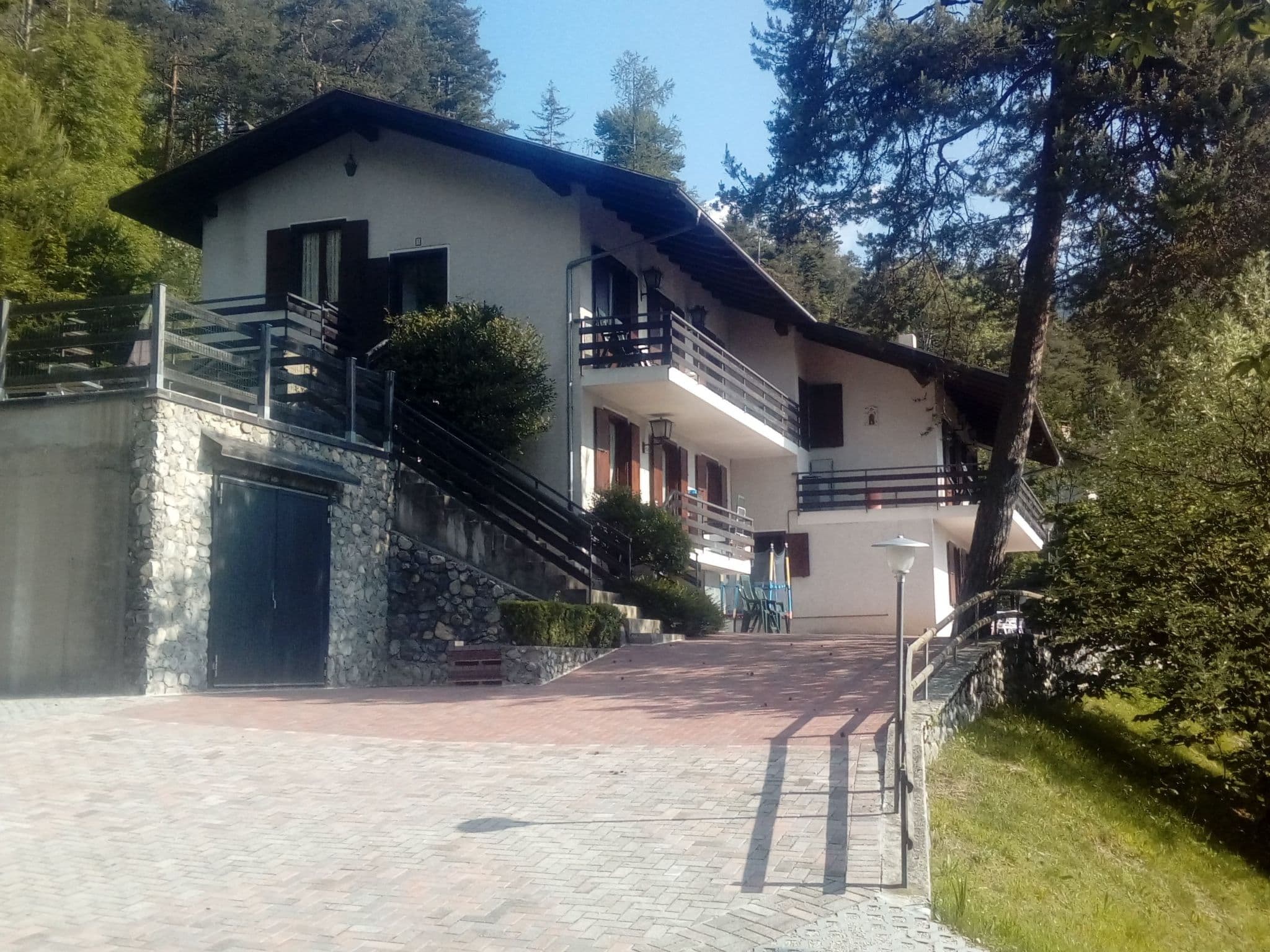Gallery Image 19