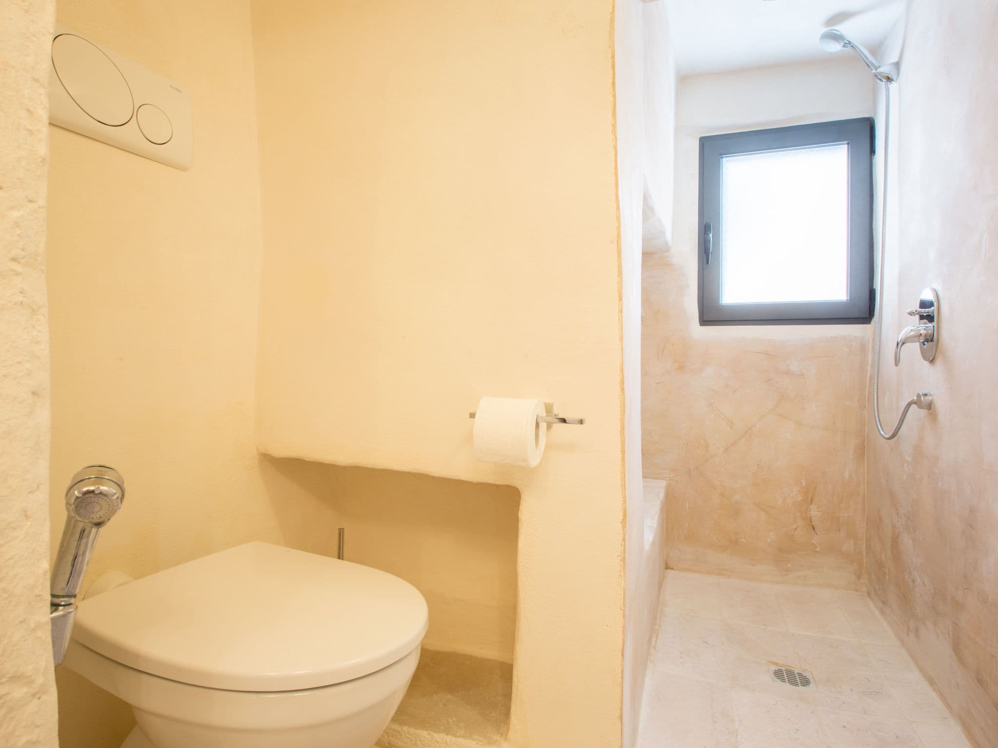 Gallery Image 17