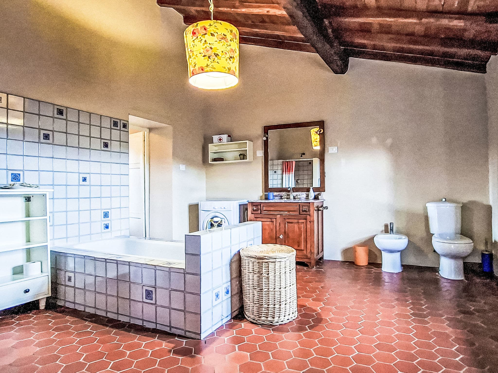Bathroom / Wellness