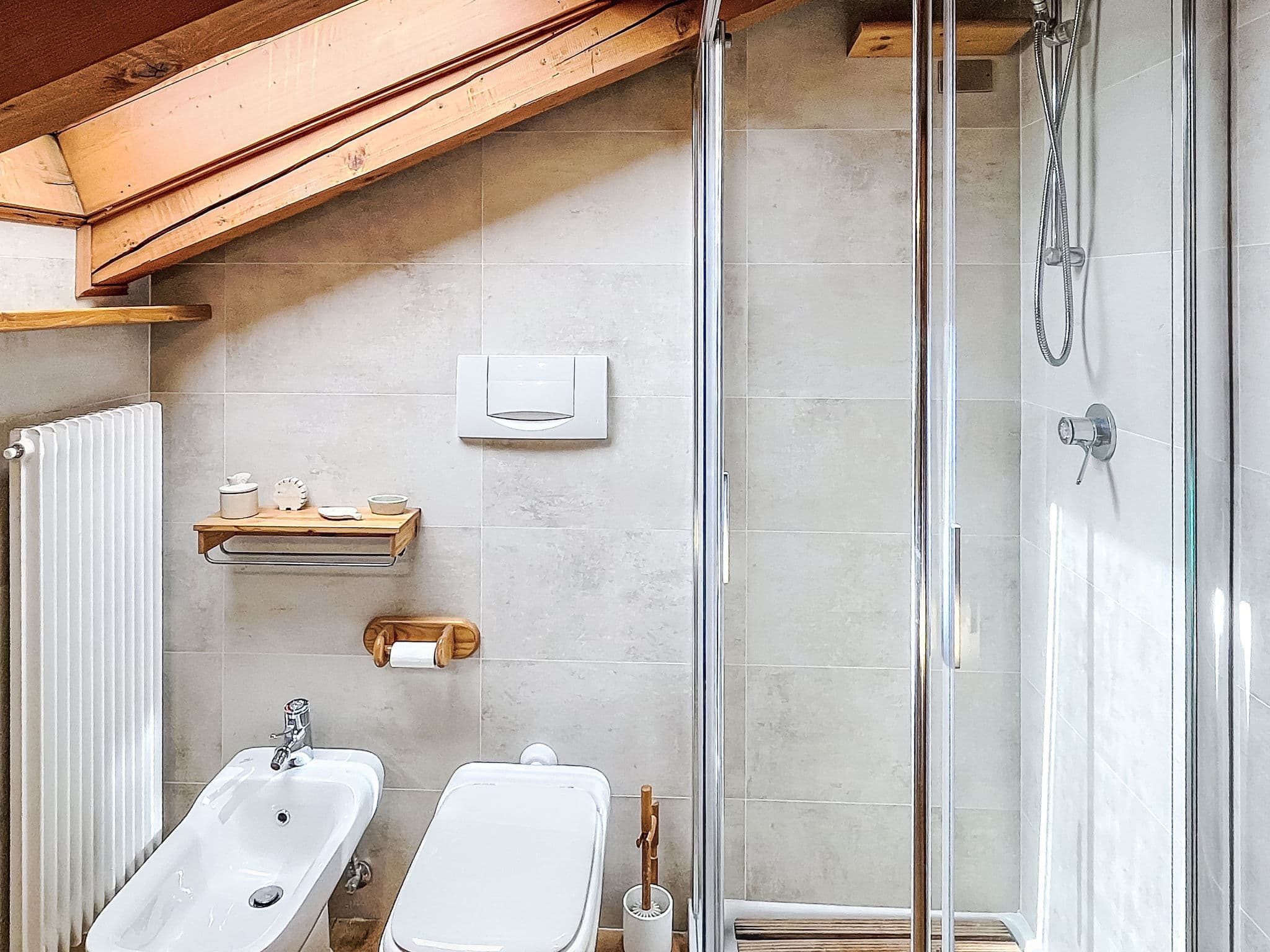 Bathroom / Wellness