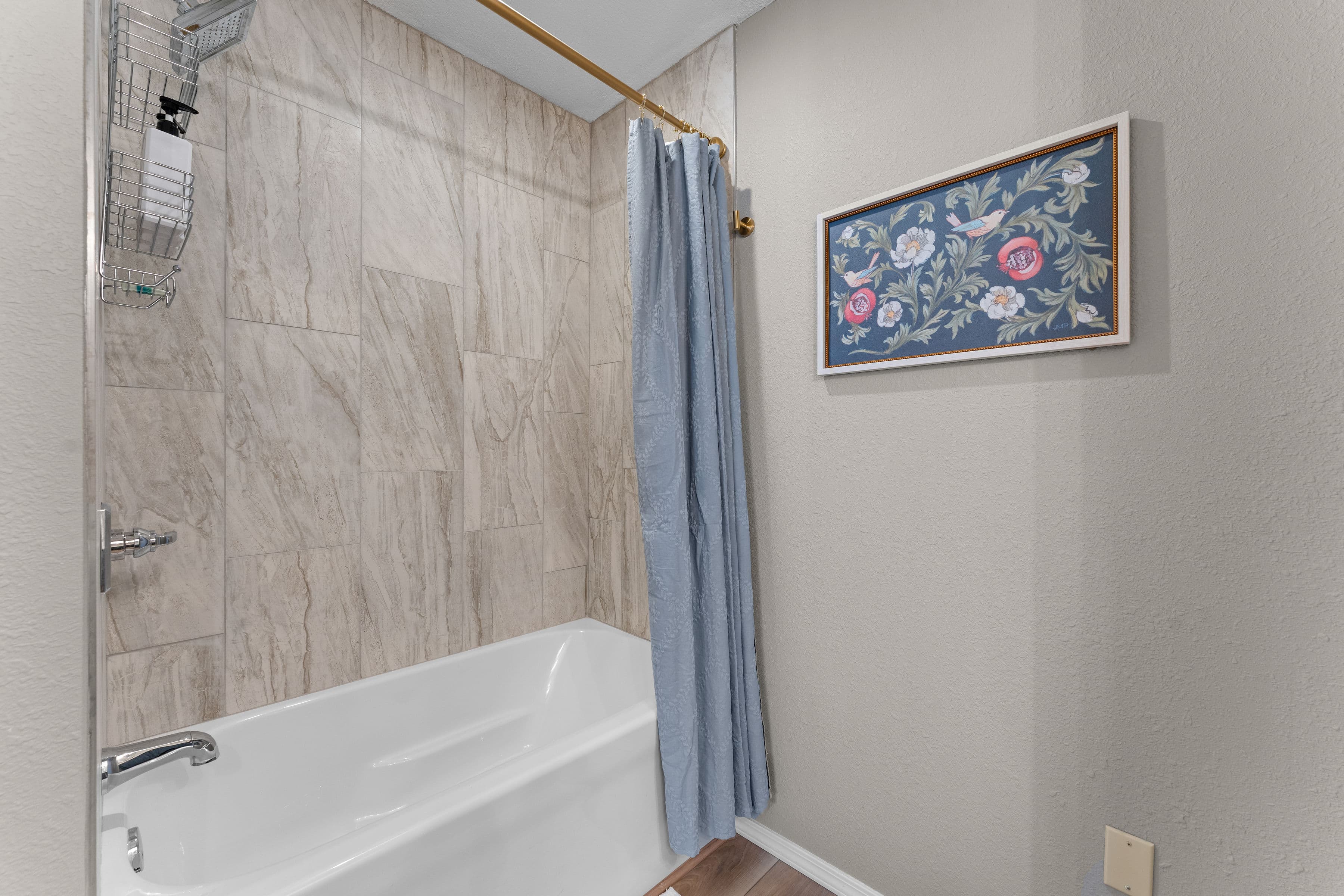 2nd master with soaking tub
