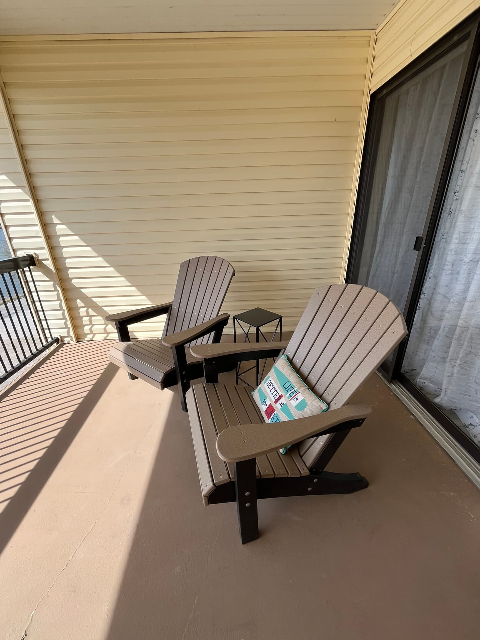 Master private deck
