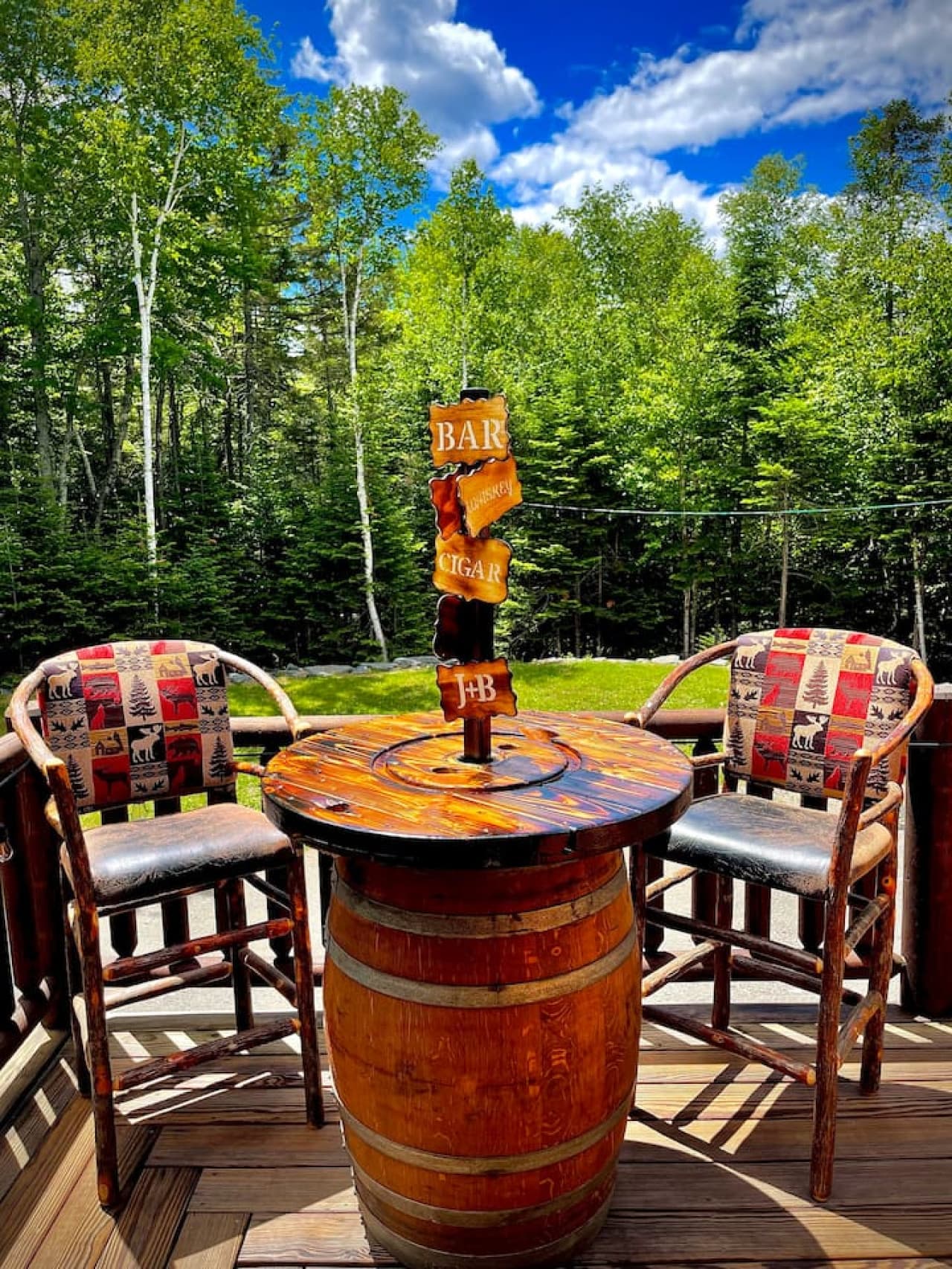 Outdoor bar
