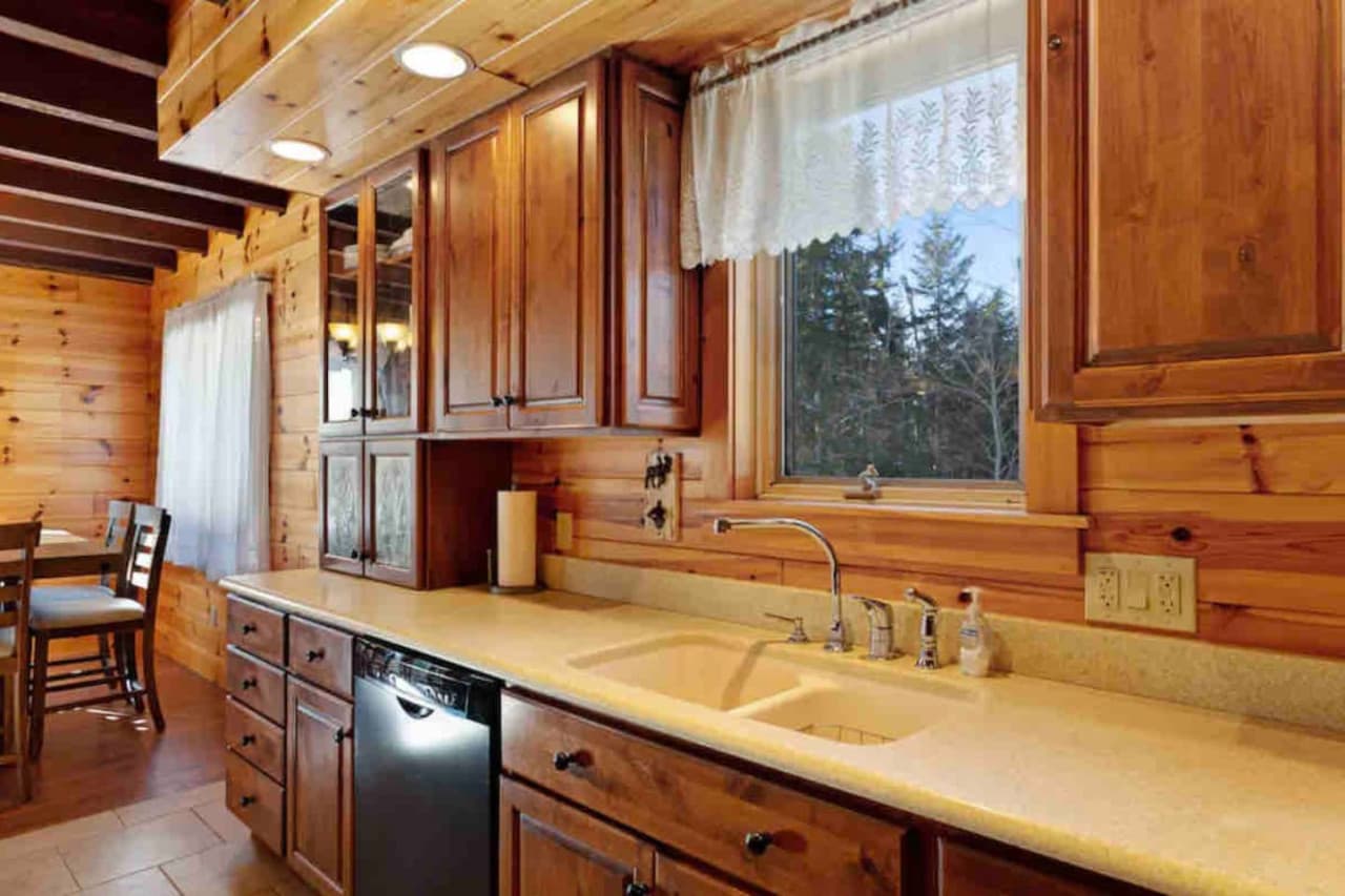 New upgraded dishwasher. 
Container of Dishwasher pods included in rental.