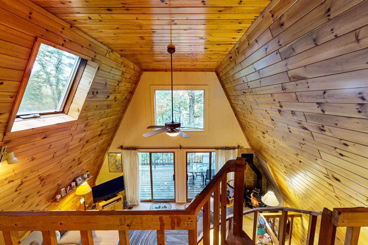 Loft 1.jpeg