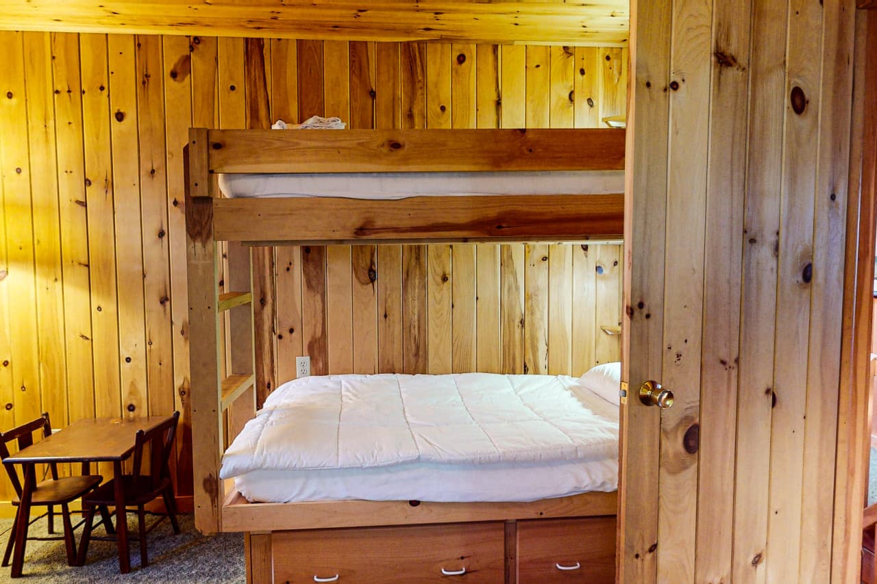 49-Sloper-Bunkhouse-11112024_233031.jpg