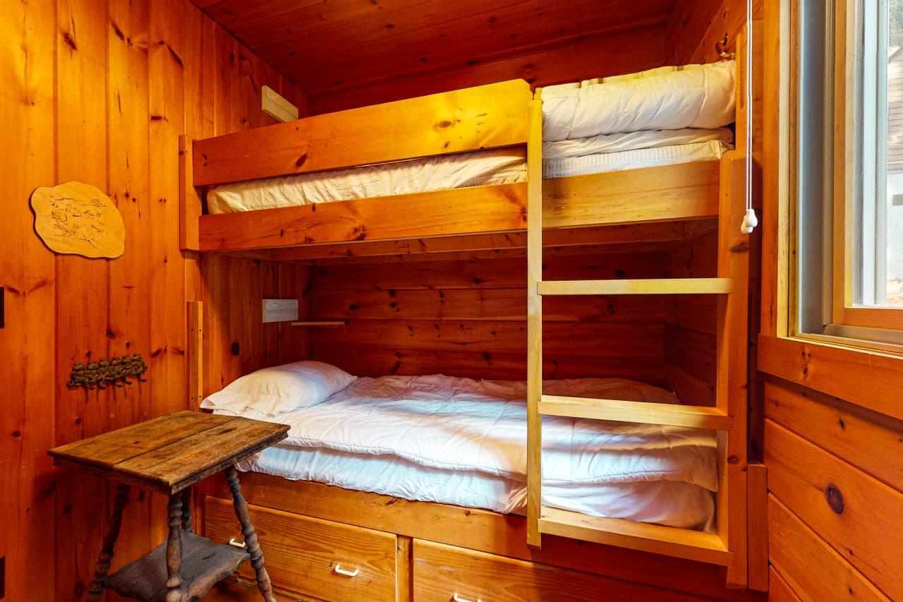 49-Sloper-Bunkhouse-11112024_232717.jpg