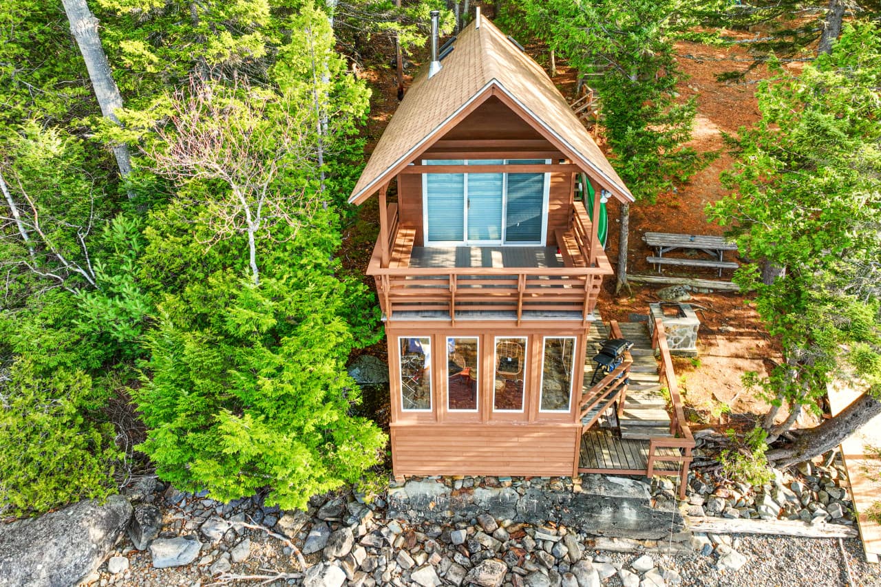 Front Deck.jpg