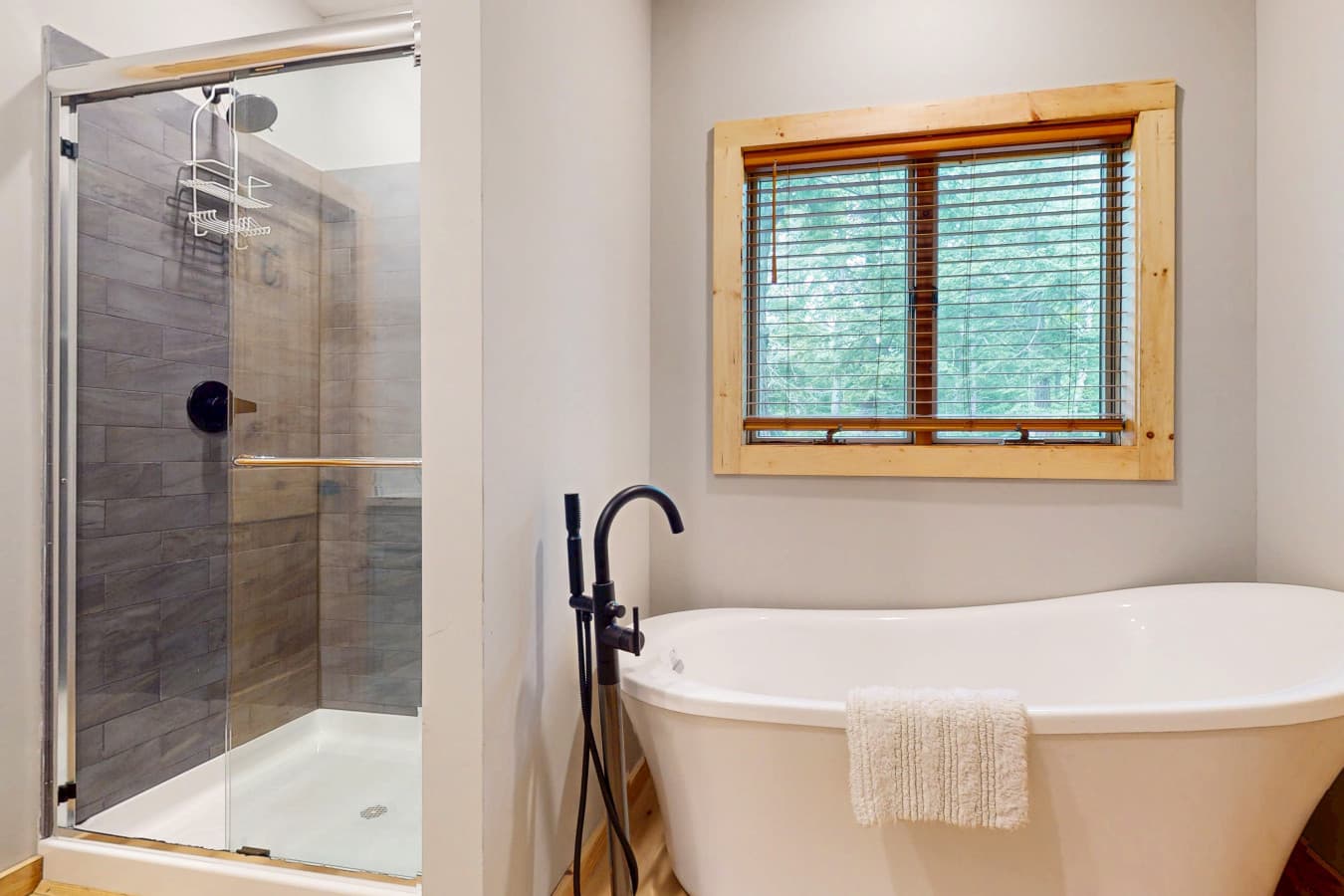 Bath BR 3 Master Bath 1.jpeg