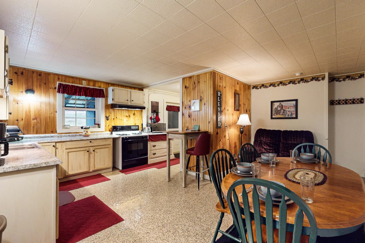 Deer-Run-and-Moose-Hollow-Rental-11102024_215011.jpg