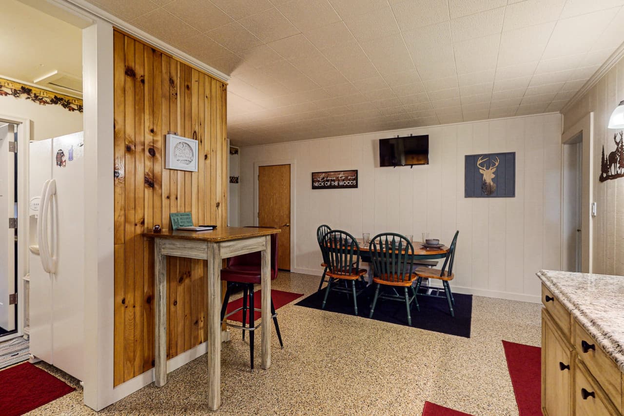 Deer-Run-and-Moose-Hollow-Rental-11102024_214937.jpg