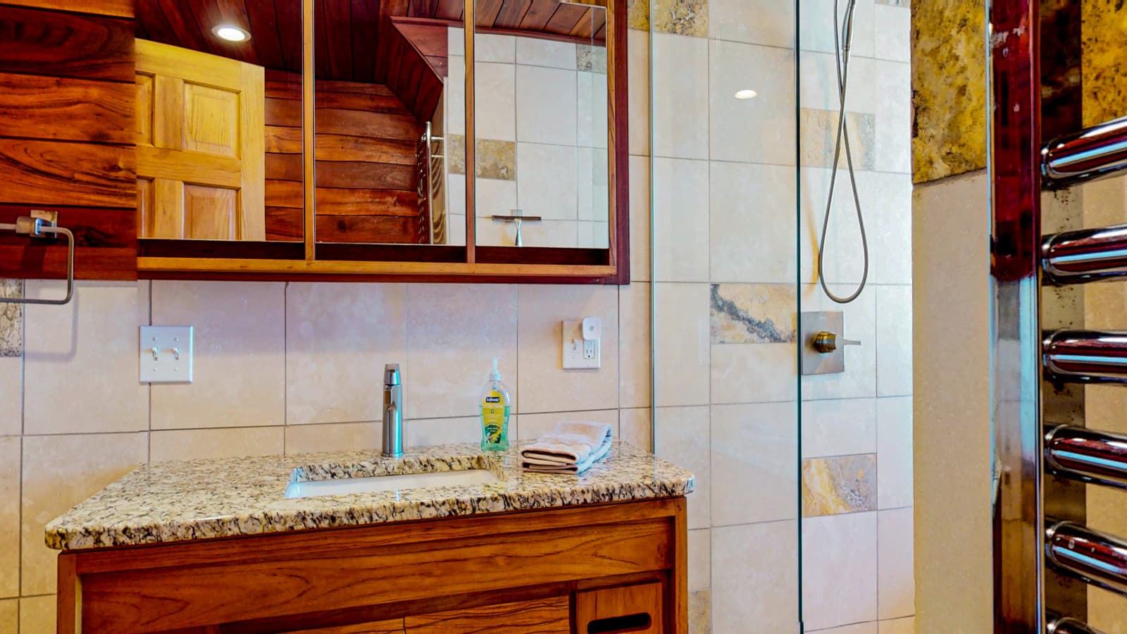 Bath Two 3.jpg