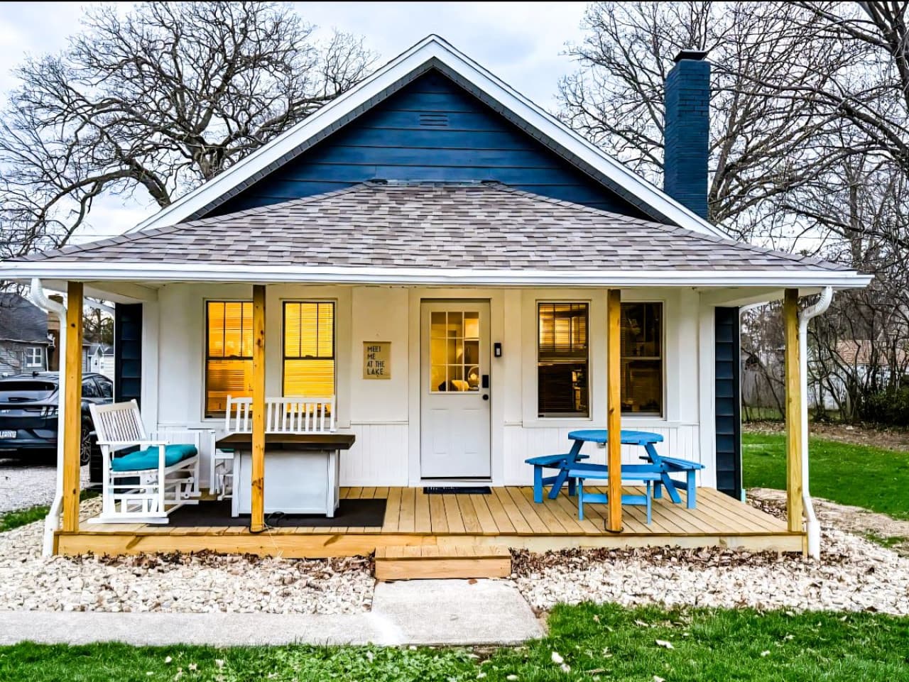 roxboro porch.jpg