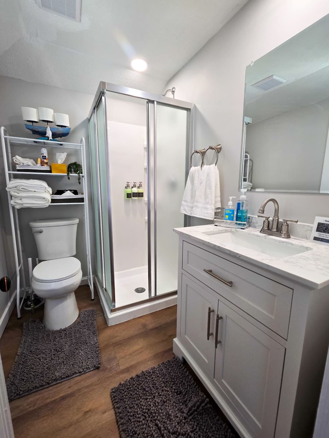 roxboro bath1.jpg