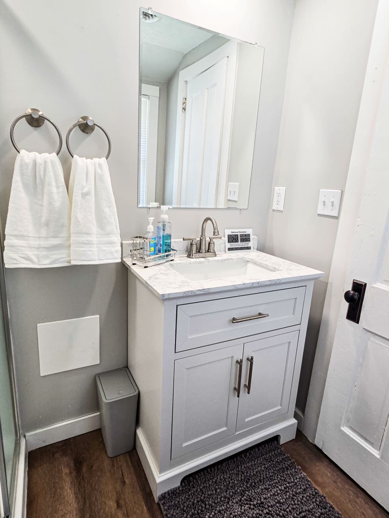 roxboro bath2.jpg