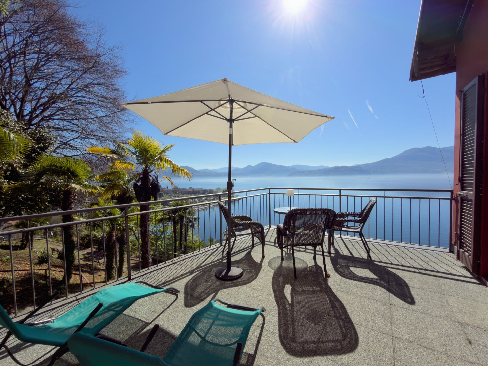 Terrasse Seeblick Zimmer Zaffiro Villa Angelina Cannero Riviera