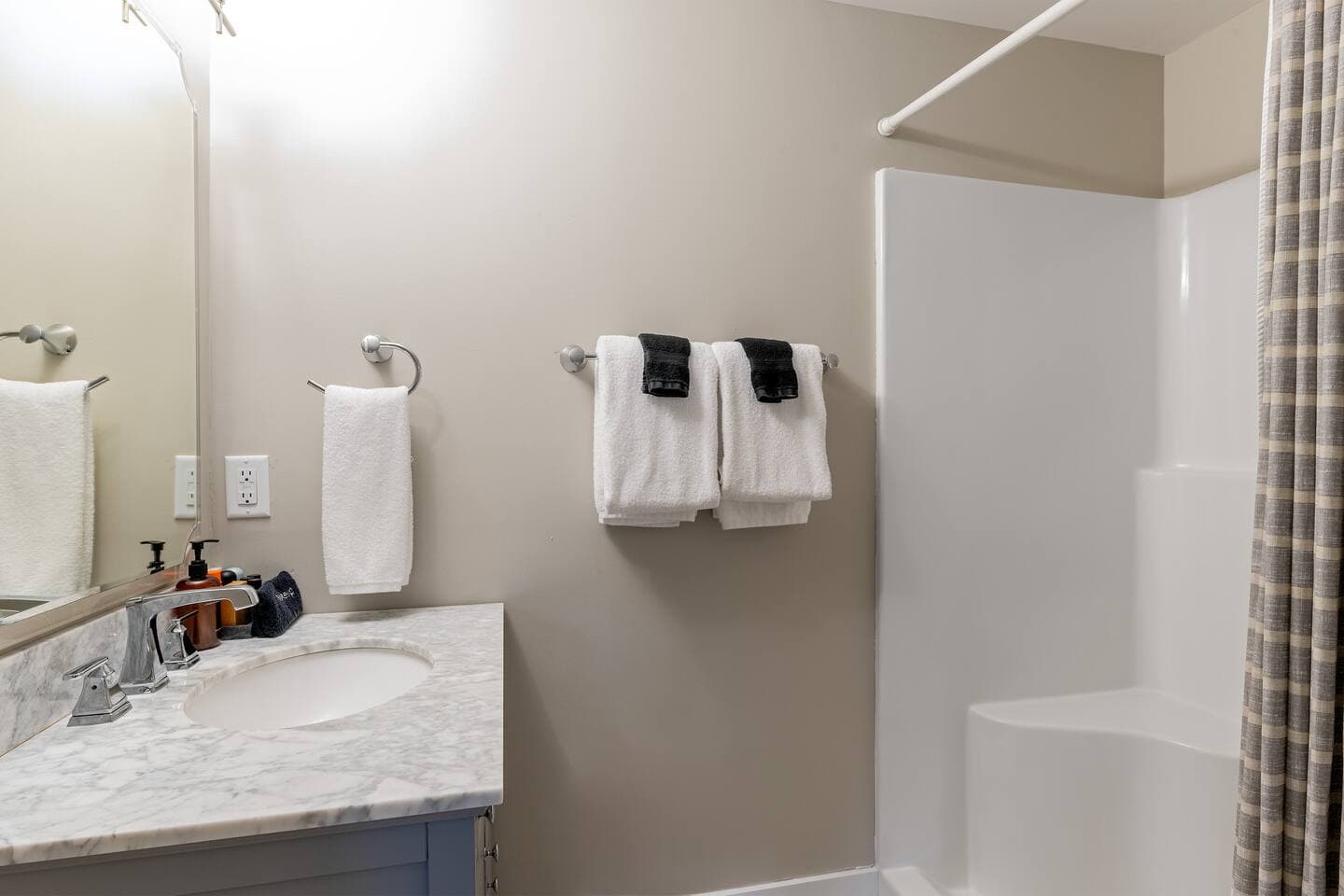 Gallery Image 17