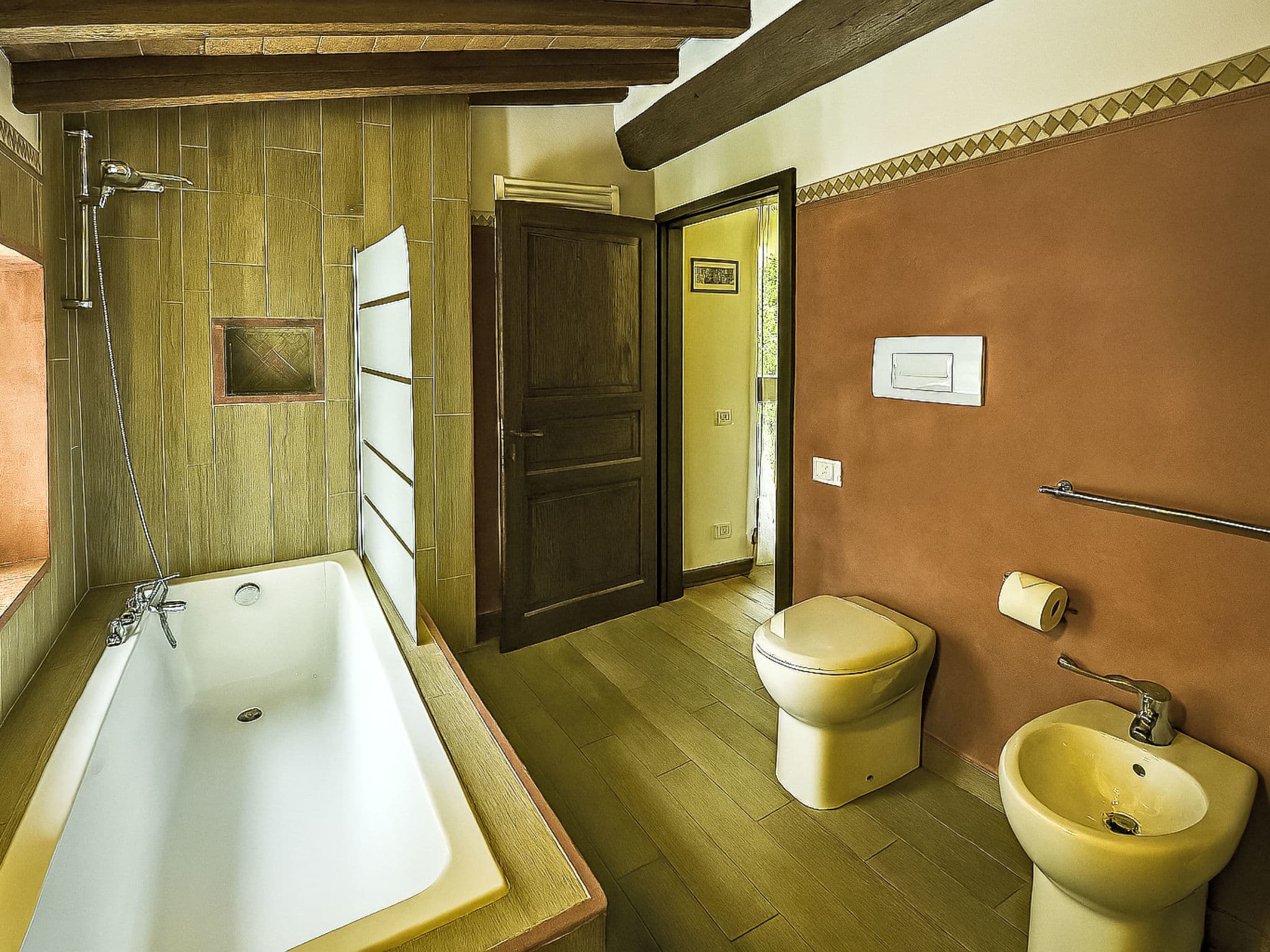 Bathroom / Wellness