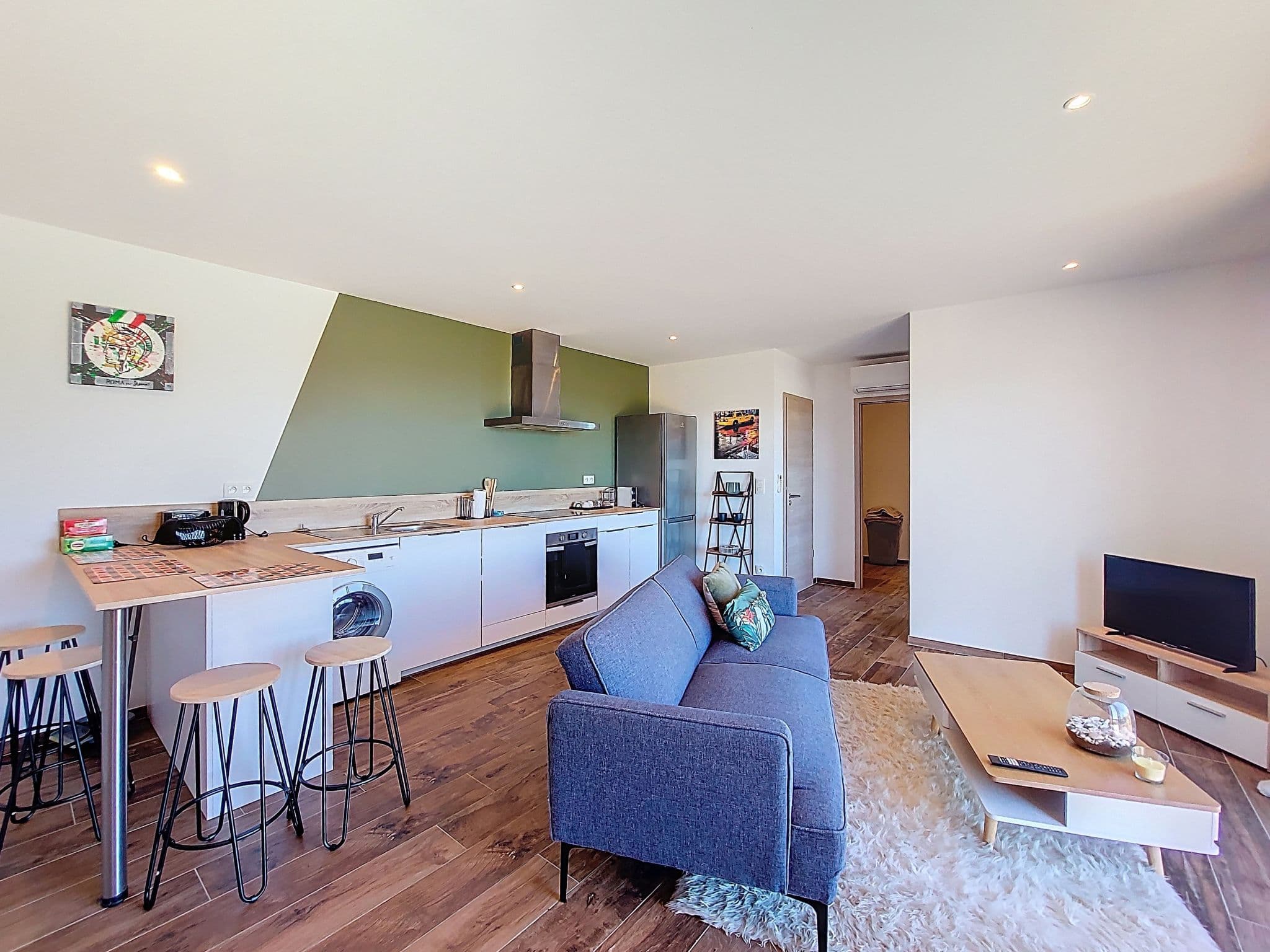 Kitchen / Dining Room