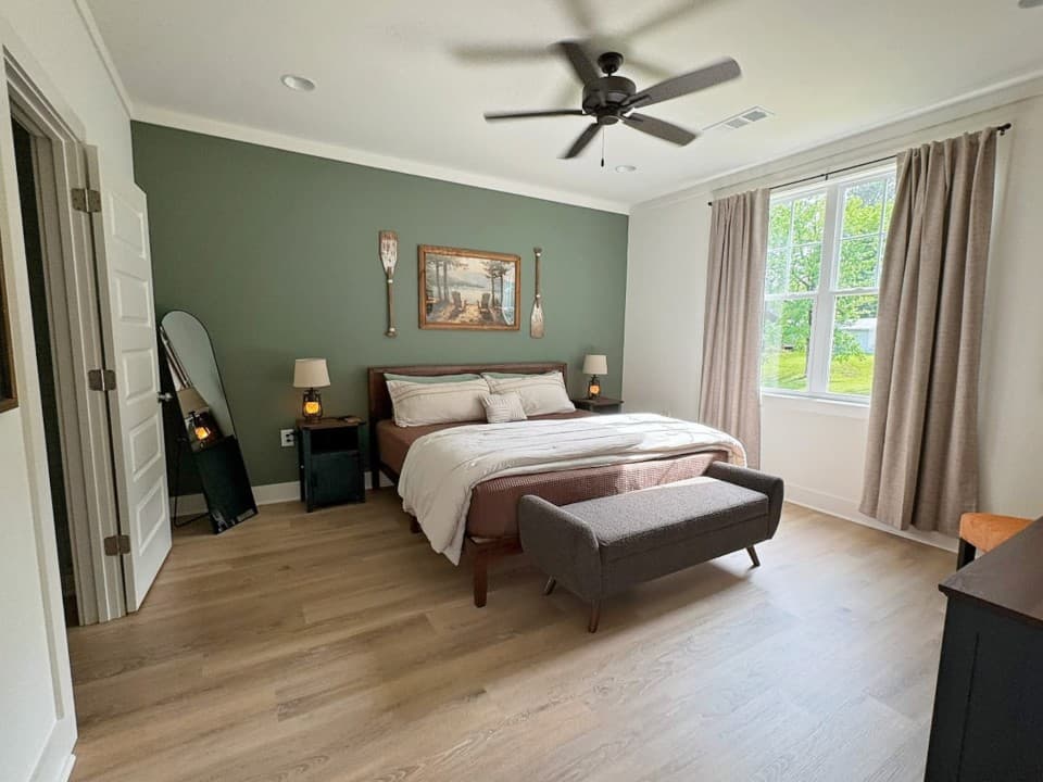 Gallery Image 13