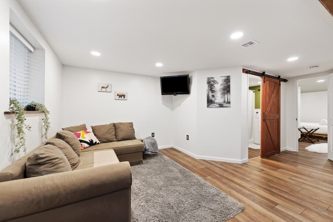 Gallery Image 14