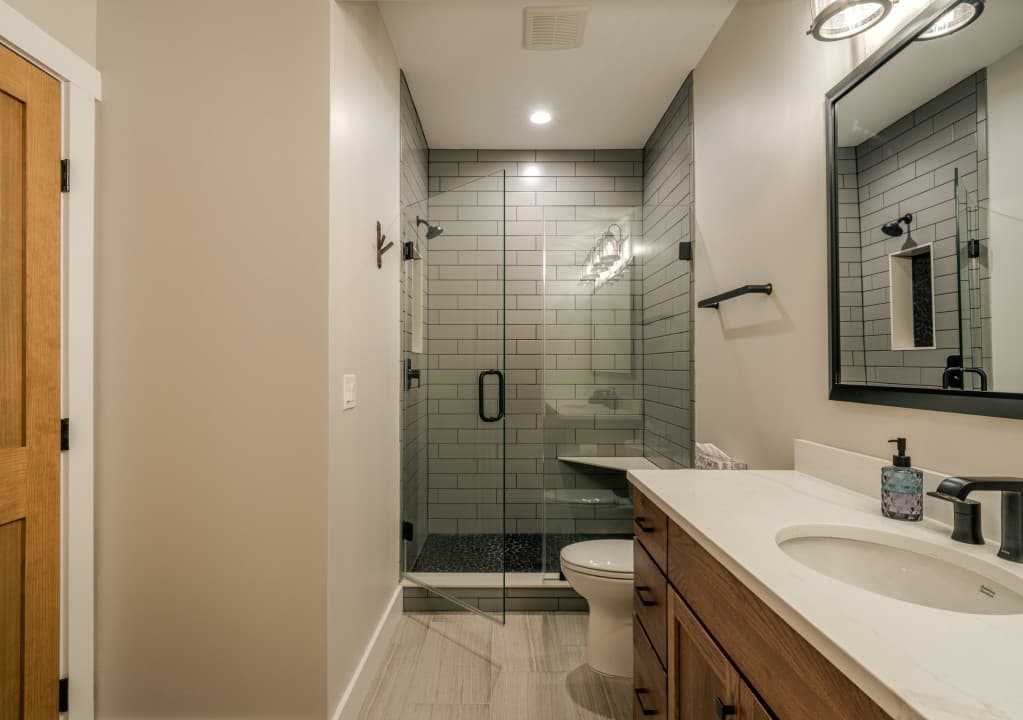 Gallery Image 64