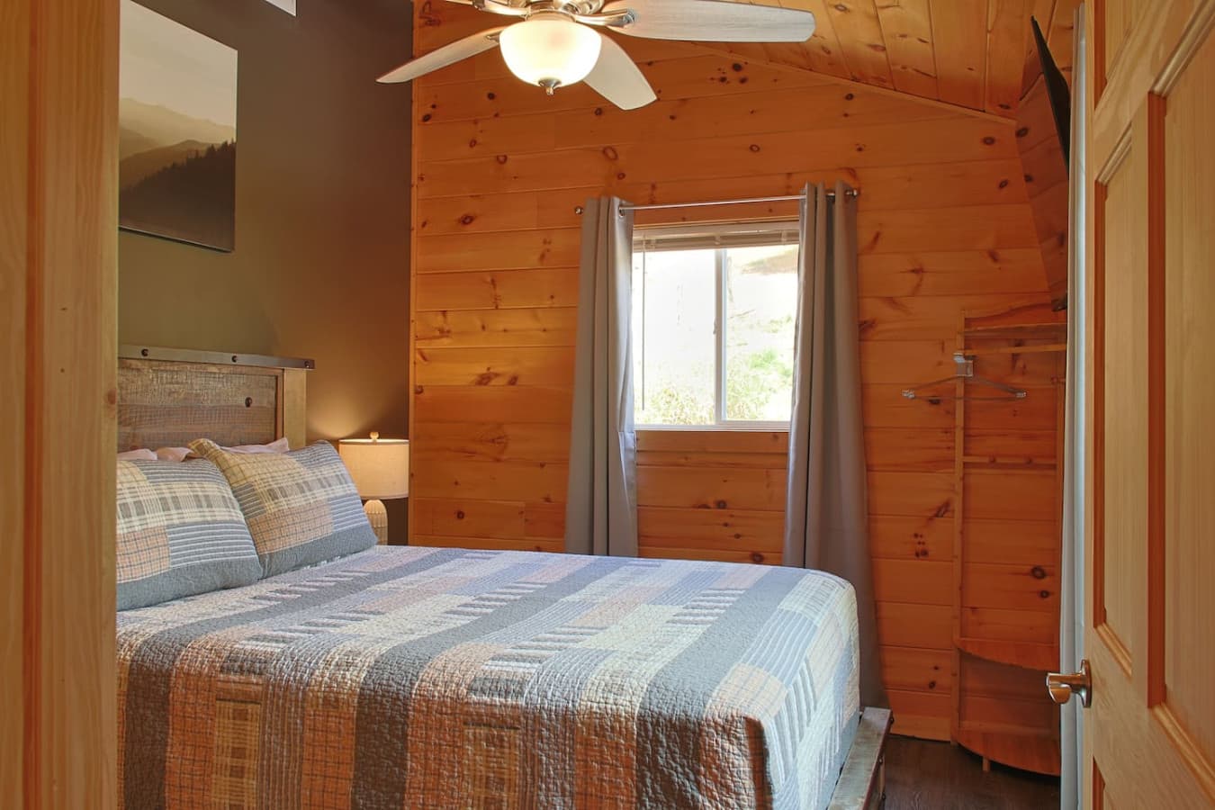The Queen Suite: A spacious layout with plenty of room to unpack and make yourself at home.