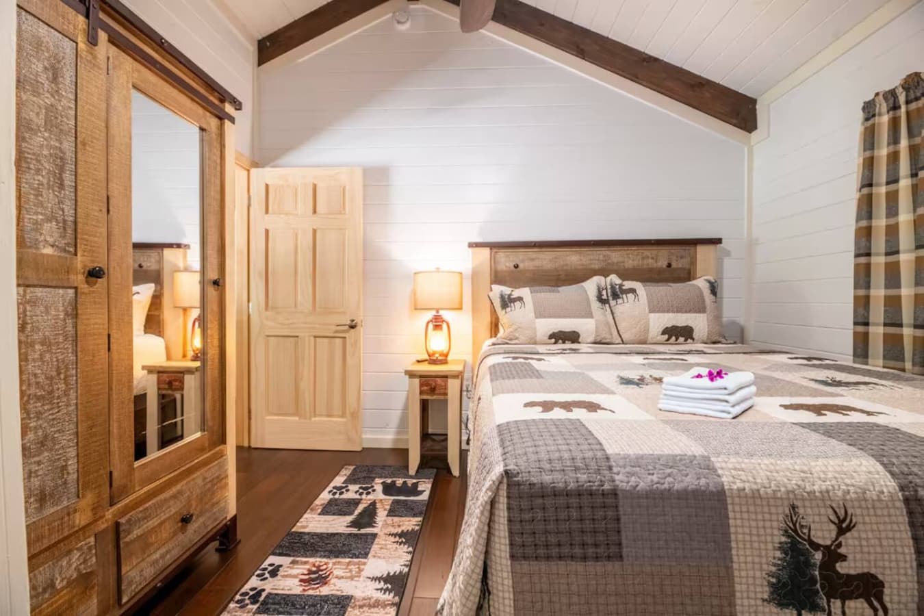 Charming decor and quiet surroundings—perfect for kids, friends, or a midday farm nap.