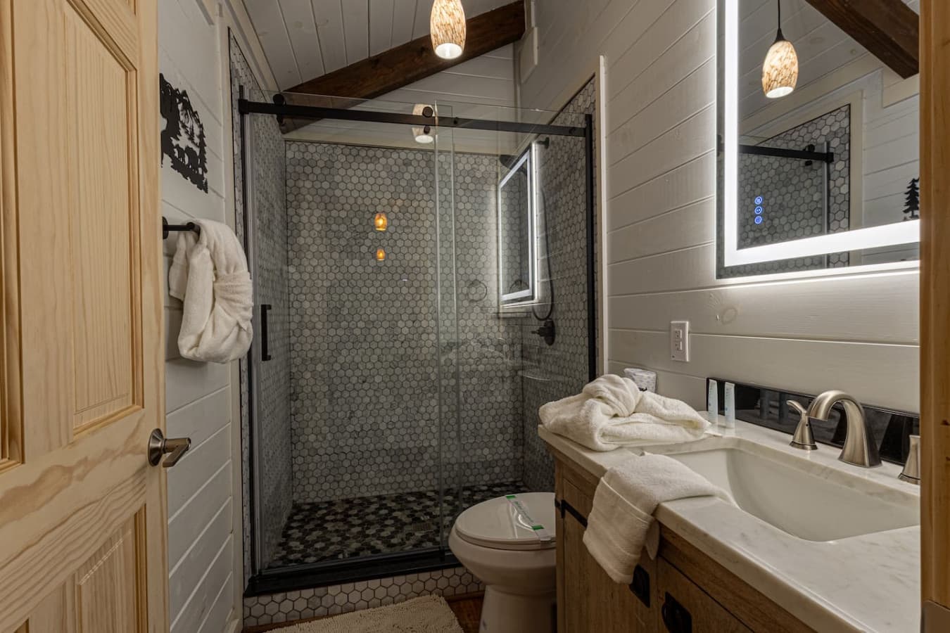 A secondary view of our pristine guest bathroom facilities.