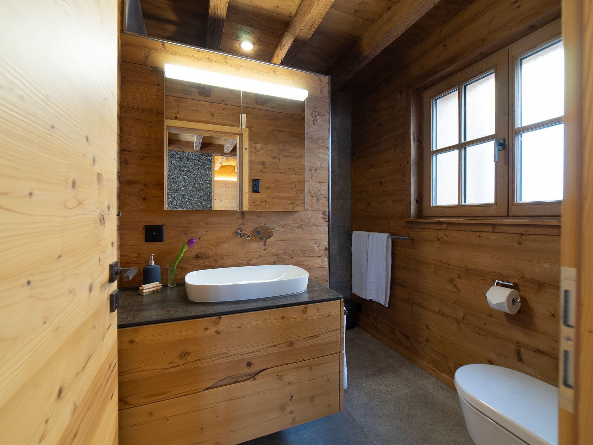 Bathroom / Wellness