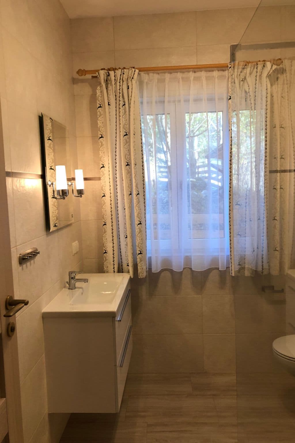 Bathroom / Wellness