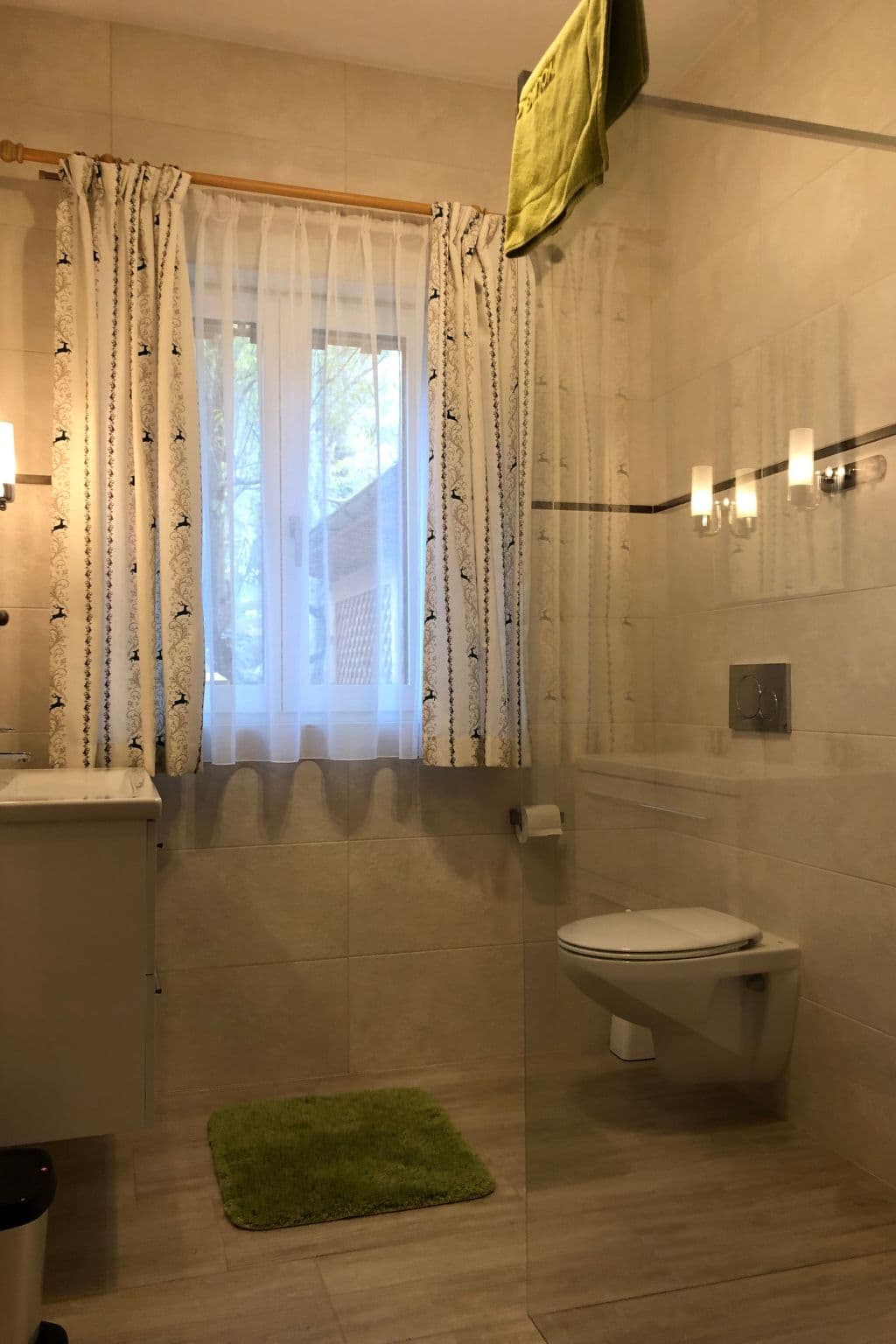 Bathroom / Wellness