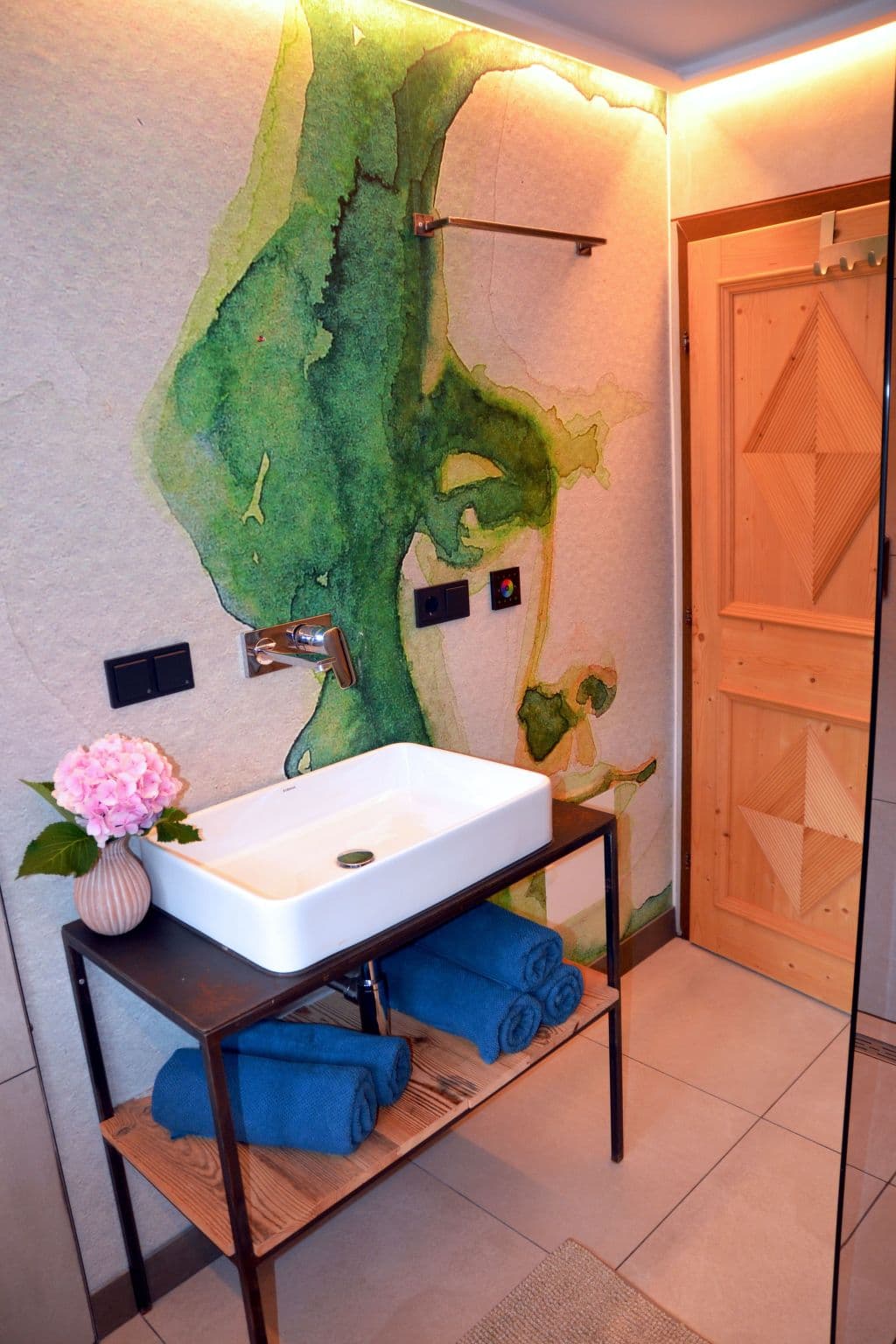Bathroom / Wellness