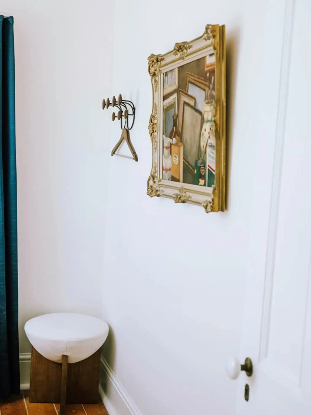 hanger.jpg