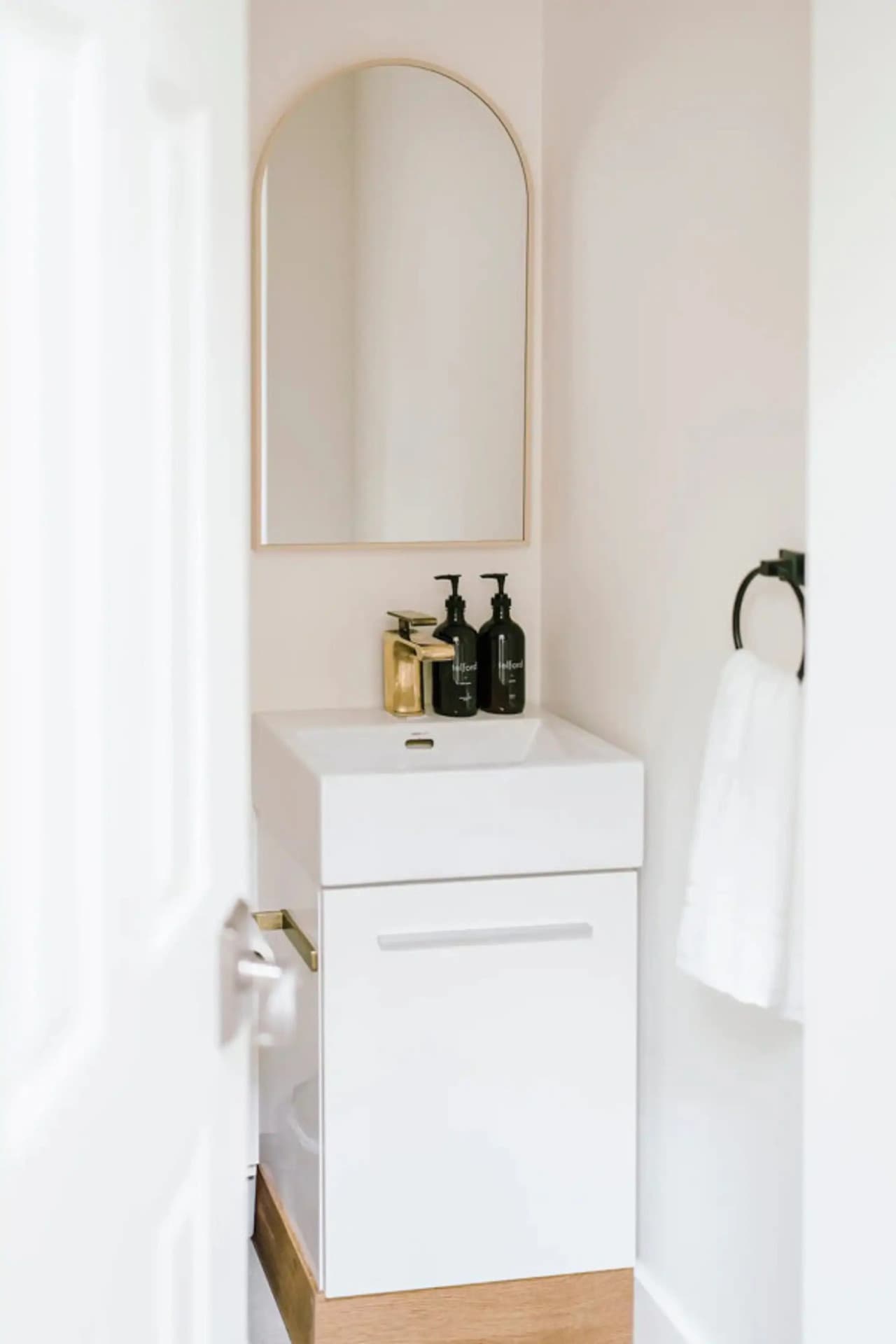 half bath.jpg