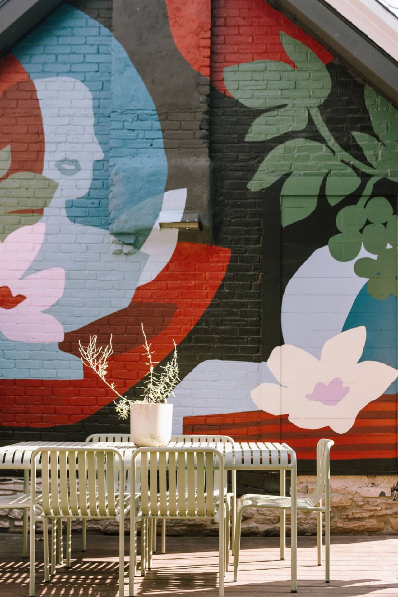 outdoor table.jpg
