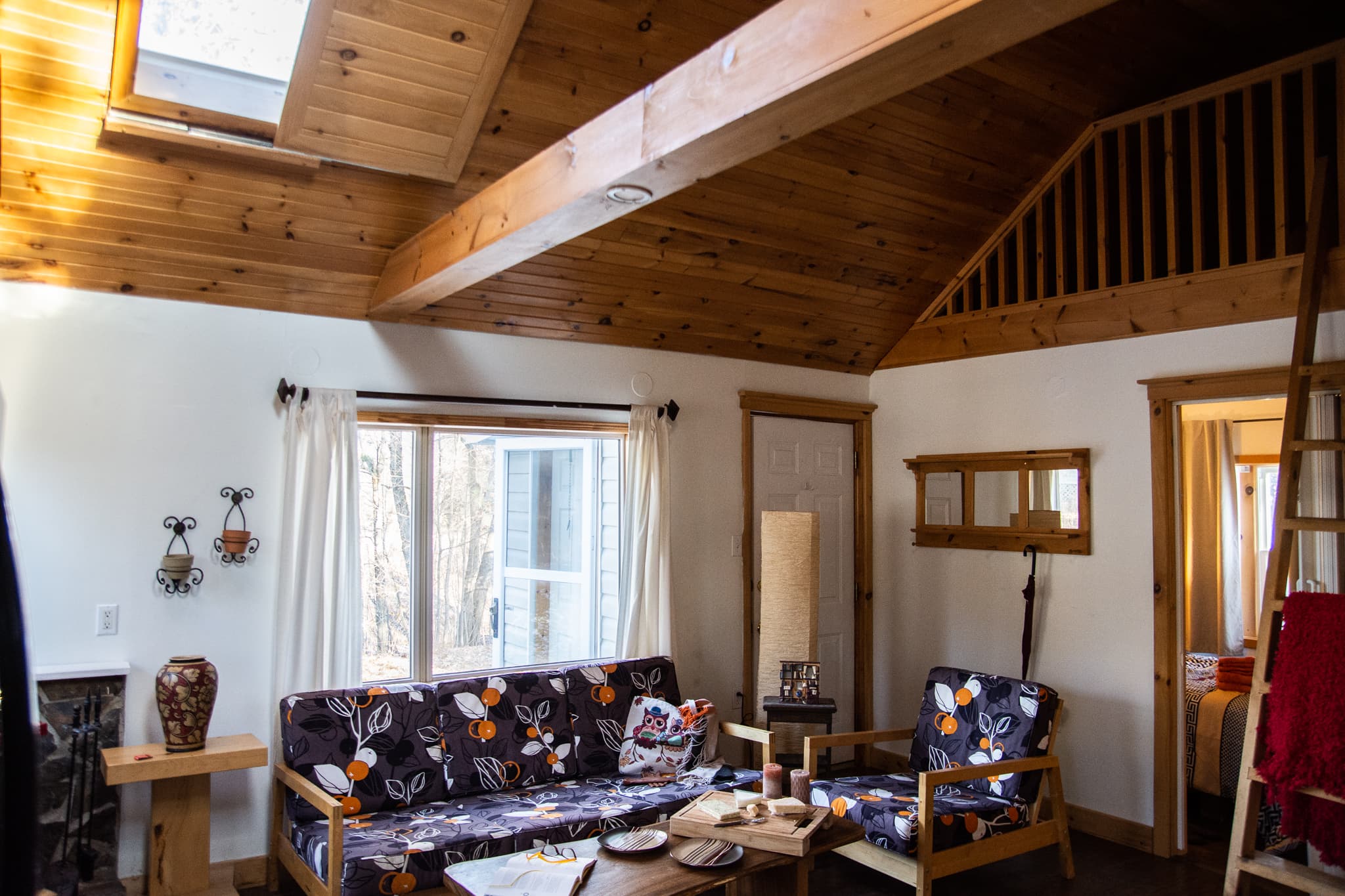 Starsview Cottage Main Room 