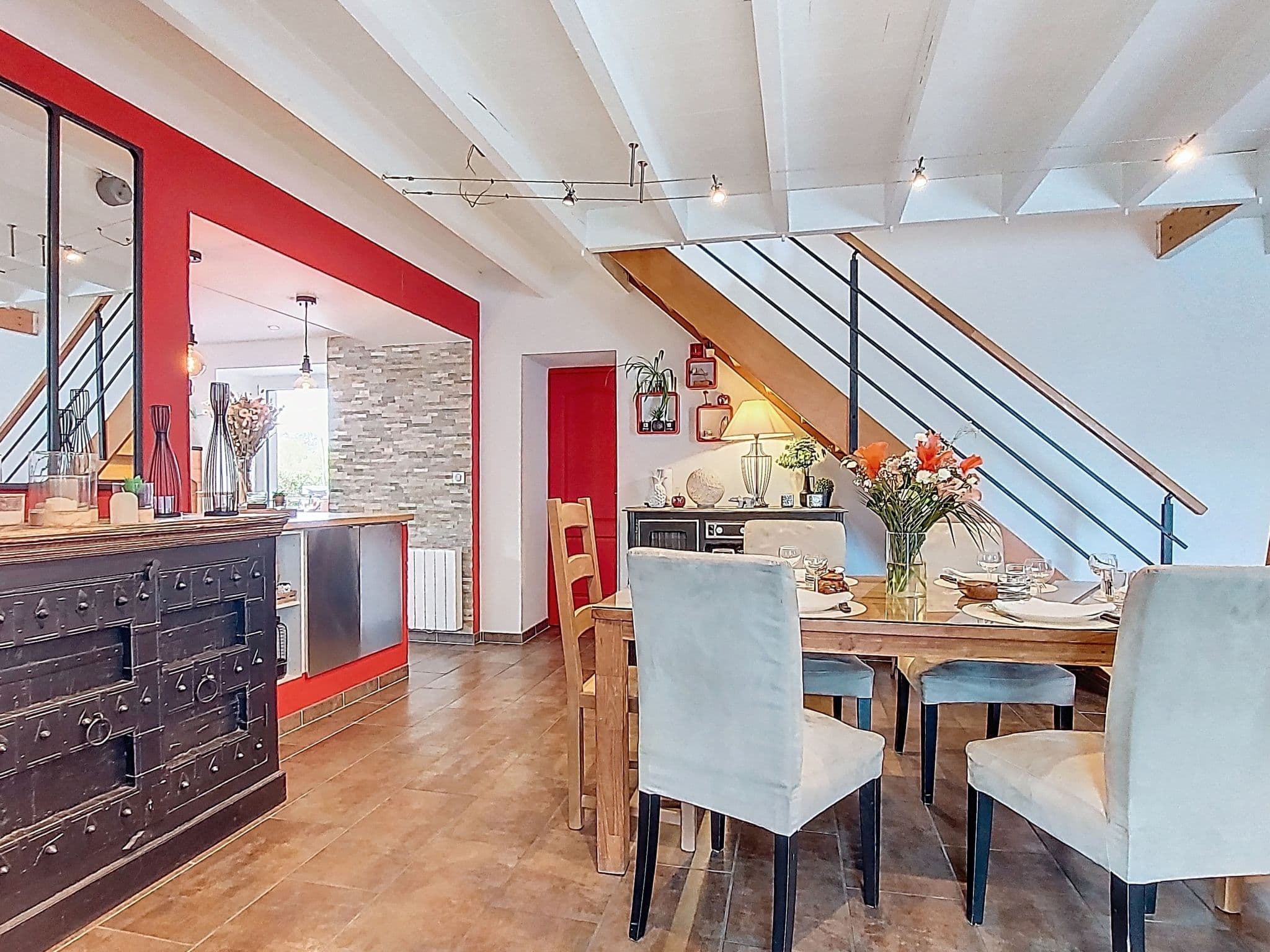 Kitchen / Dining Room