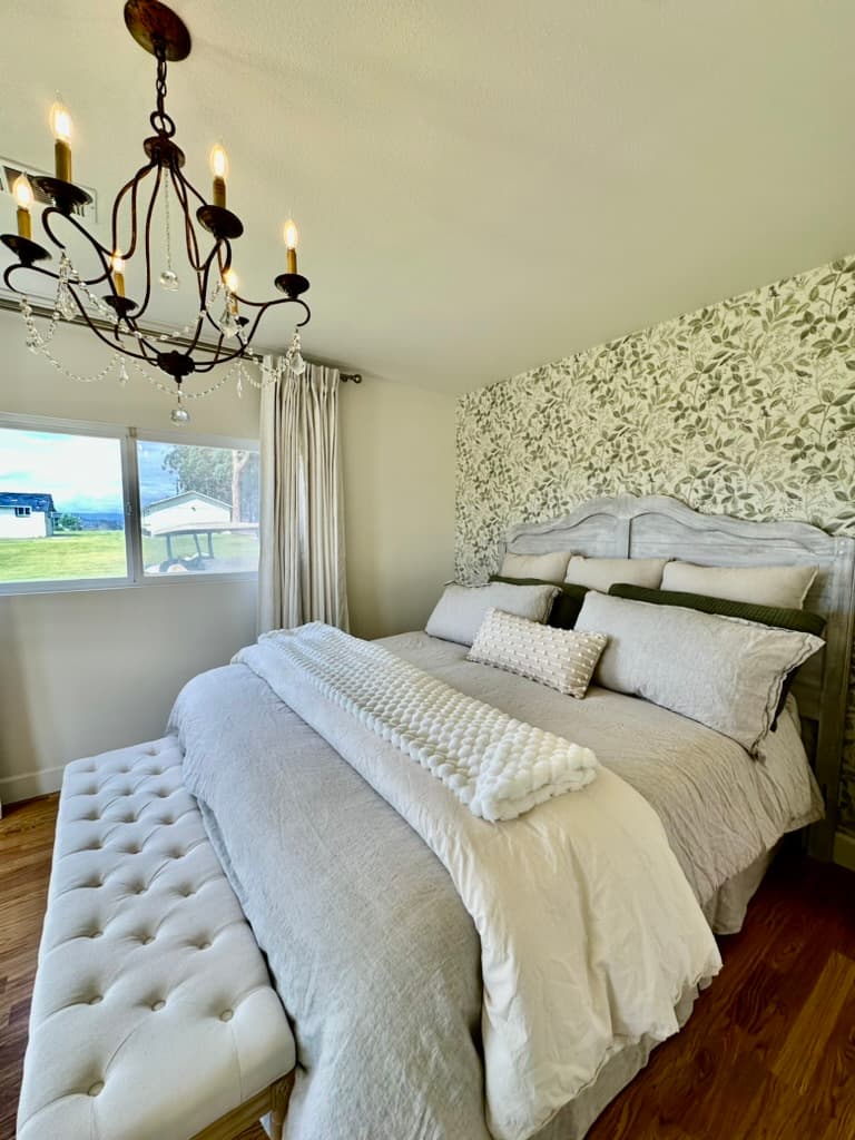 Fluffy duvets and premium bedding along with the coastal air and quiet solitude will have you sleeping better than ever.  We strive to provide luxury and comfort for every stay.  