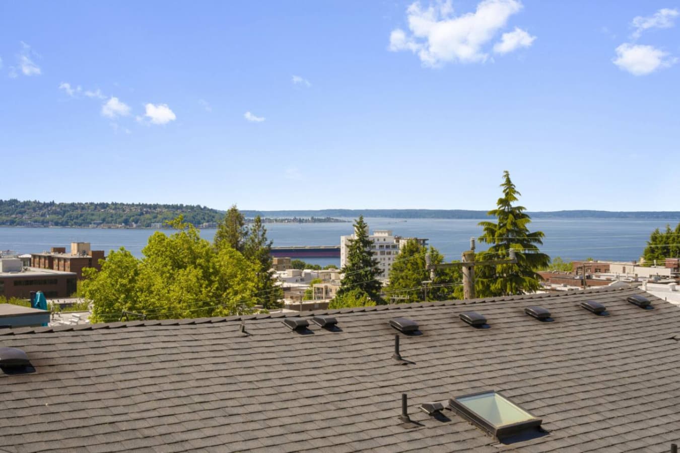Enjoy water views of Puget Sound from the balcony!