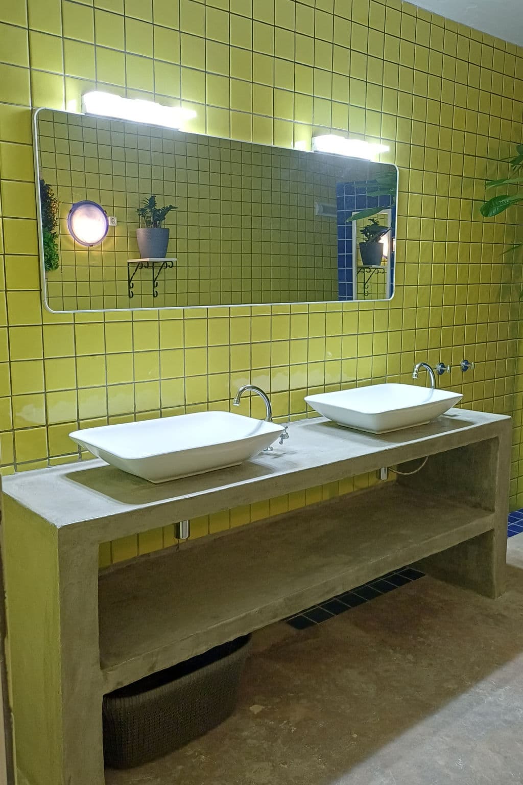 Bathroom / Wellness