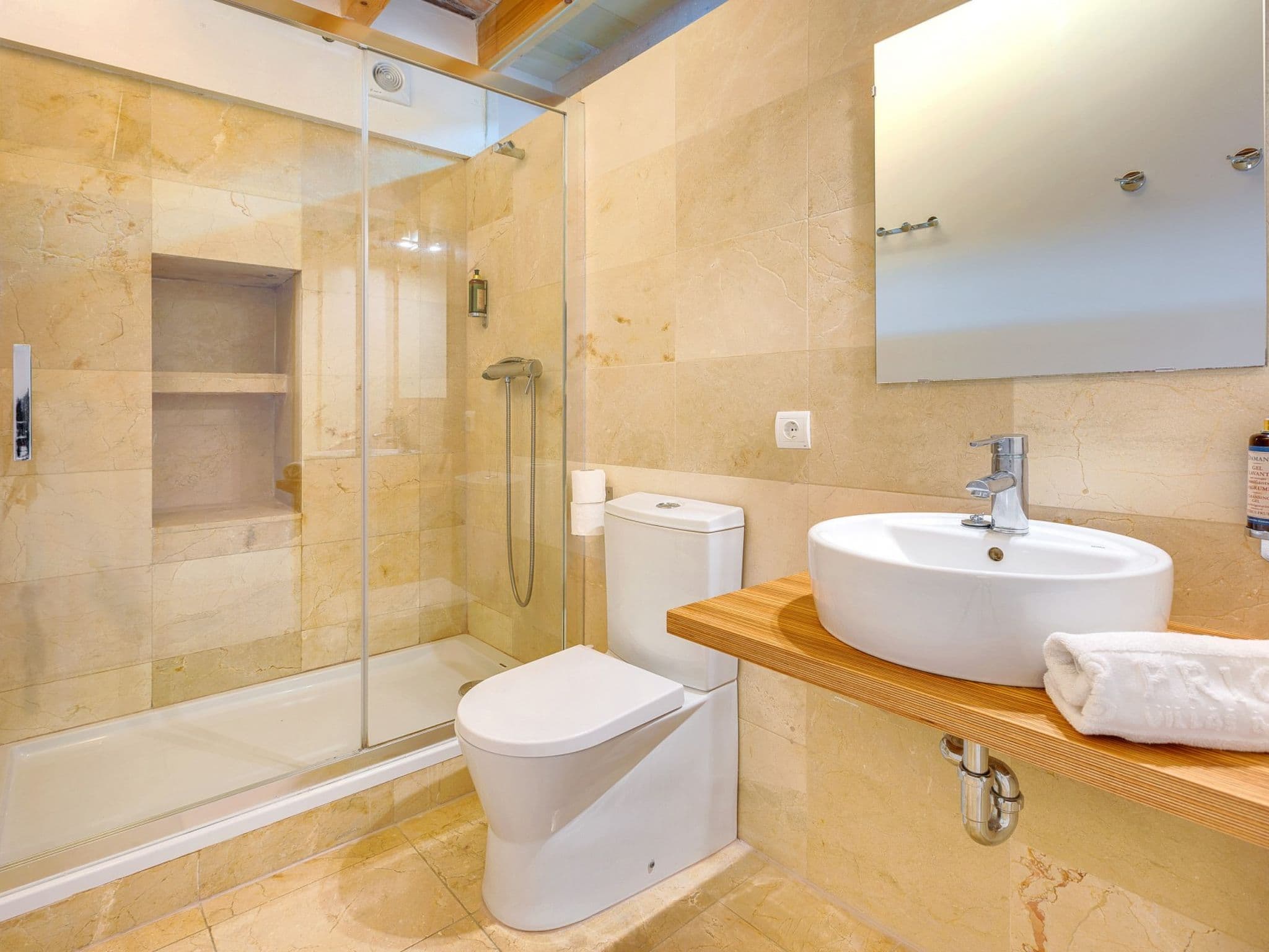 Bathroom / Wellness