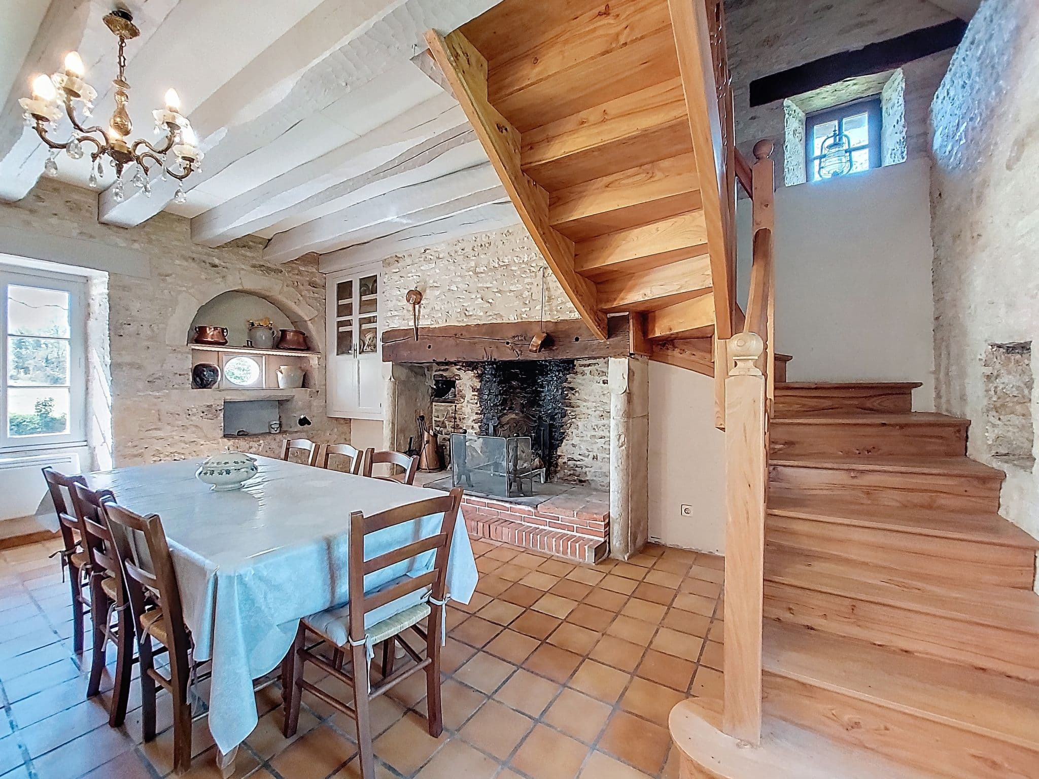 Kitchen / Dining Room