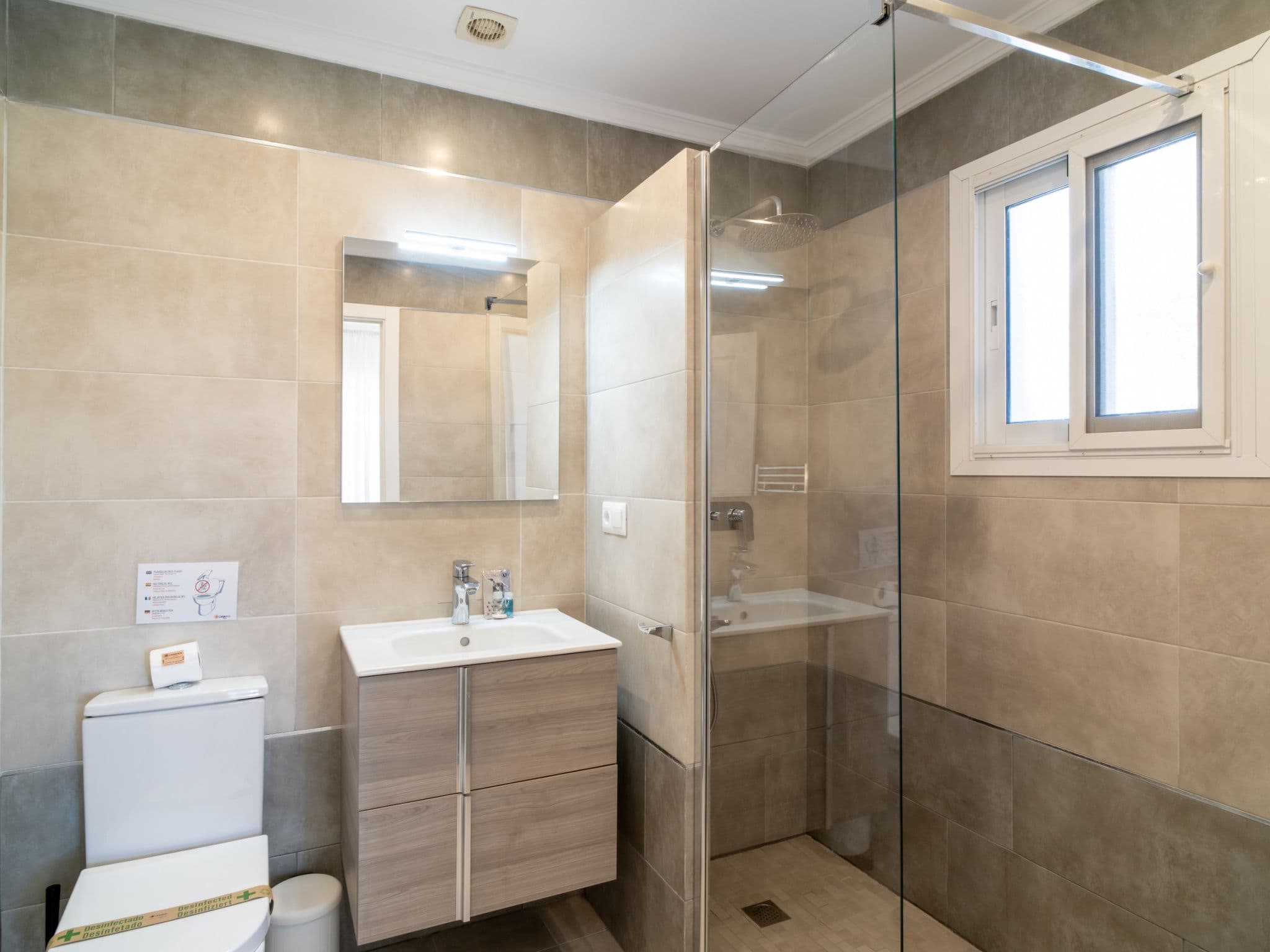Bathroom / Wellness