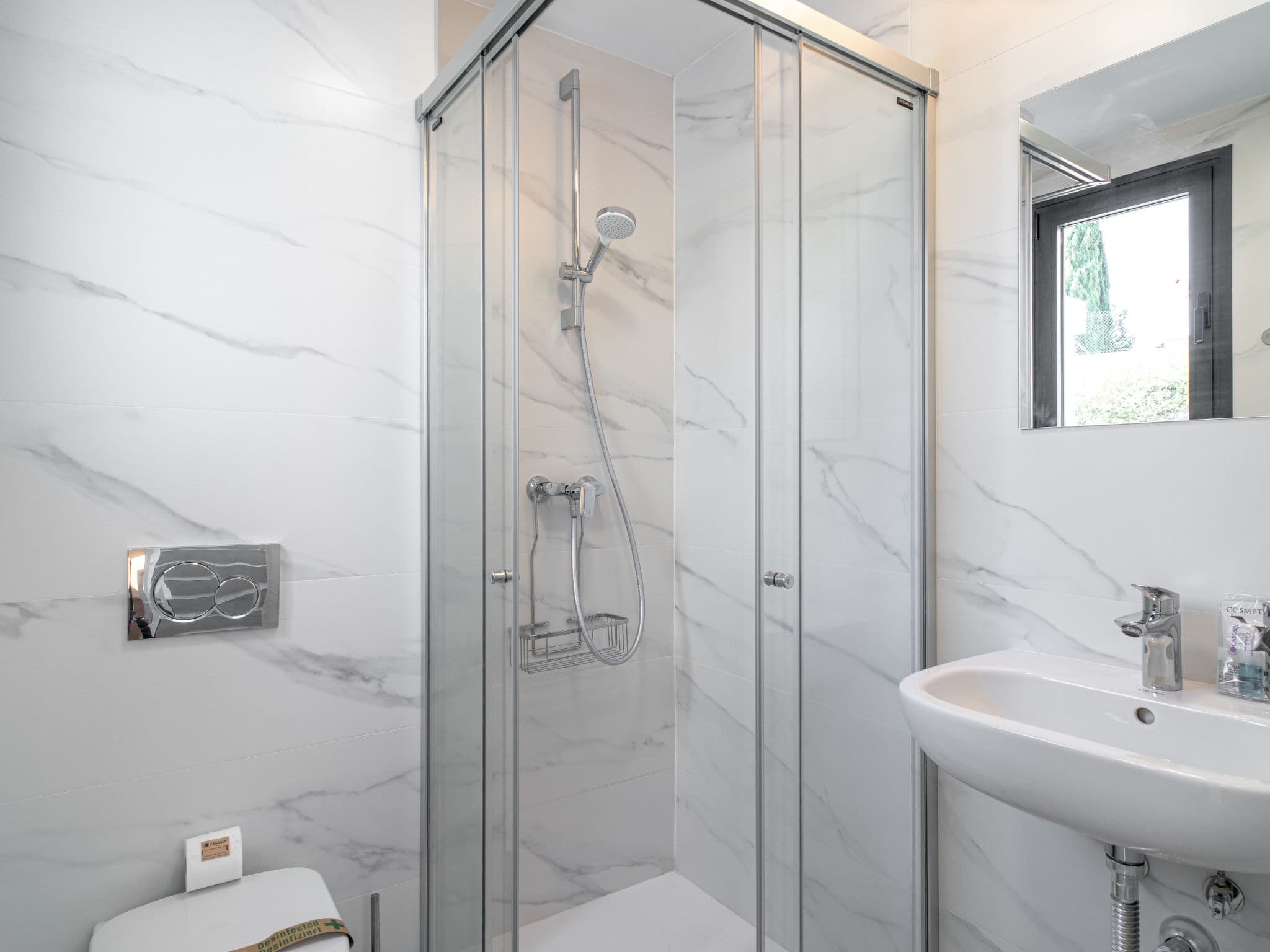 Bathroom / Wellness