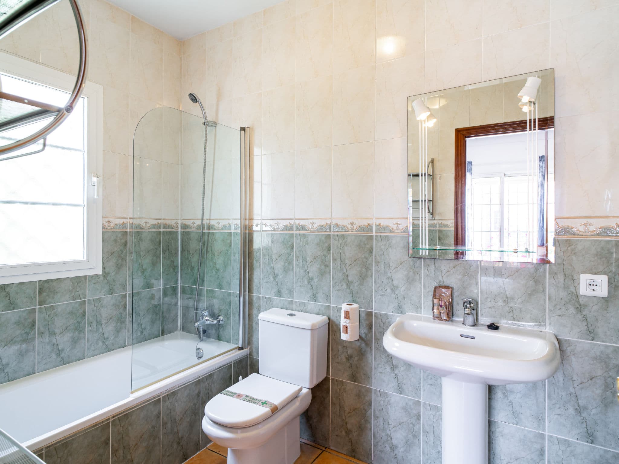 Bathroom / Wellness