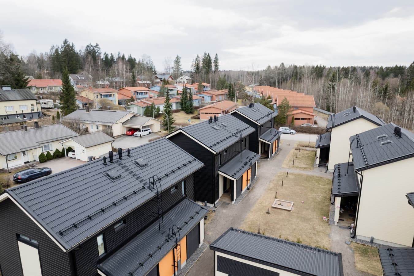 Harjalinnuntie 29 D 8-36.jpeg