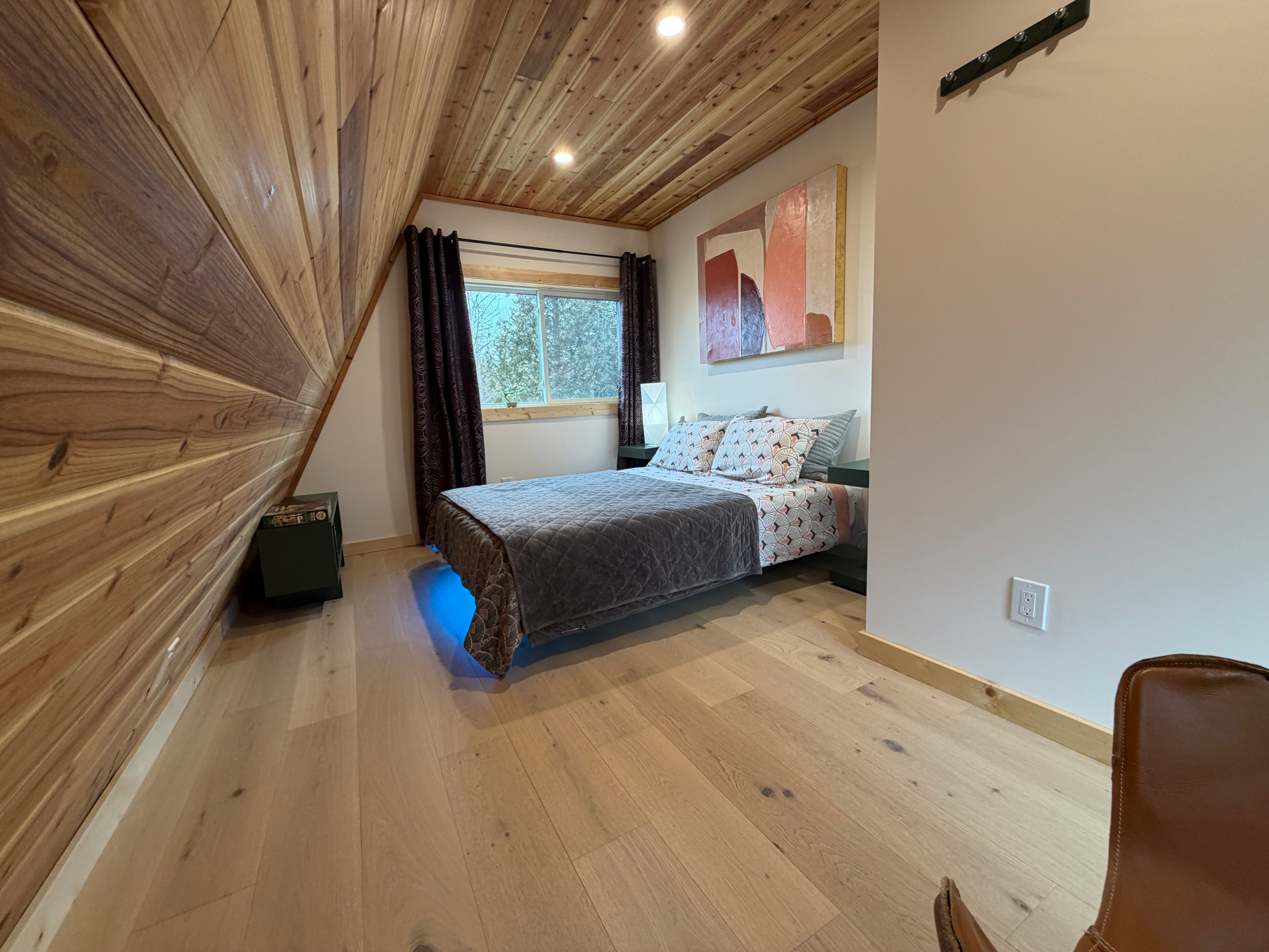 Bedroom West